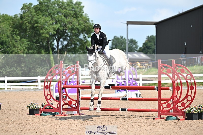 240801A-115607-00592 - Cls 10 1.05m Amateur Qualifier