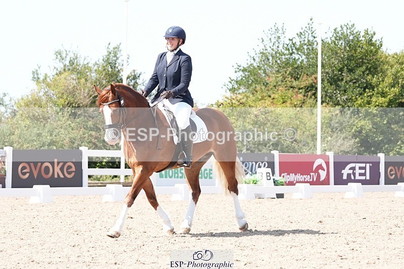 250817-145438-11093 - 178-Ella.MatraversMenai.Cosmic.Inferno