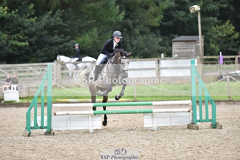 240802-104810-00957 - 80cm Round 1