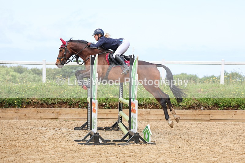 3E7A2998 - Class 4: Senior British Novice/90cm open