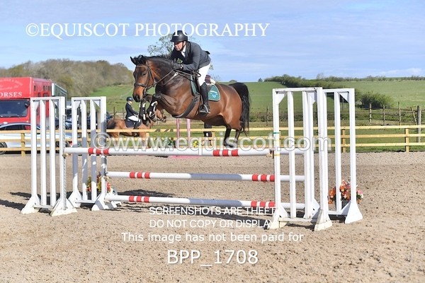 BPP_1708 - CLASS 18 SUN Senior Newcomers/ 1.10m Open