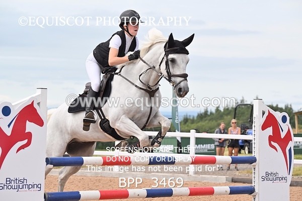 BPP_3469 - FRI CLASS 19 Junior 1.20 Open /Inc 148 Restricted Open **Viewing/Selection class for 148 teams**