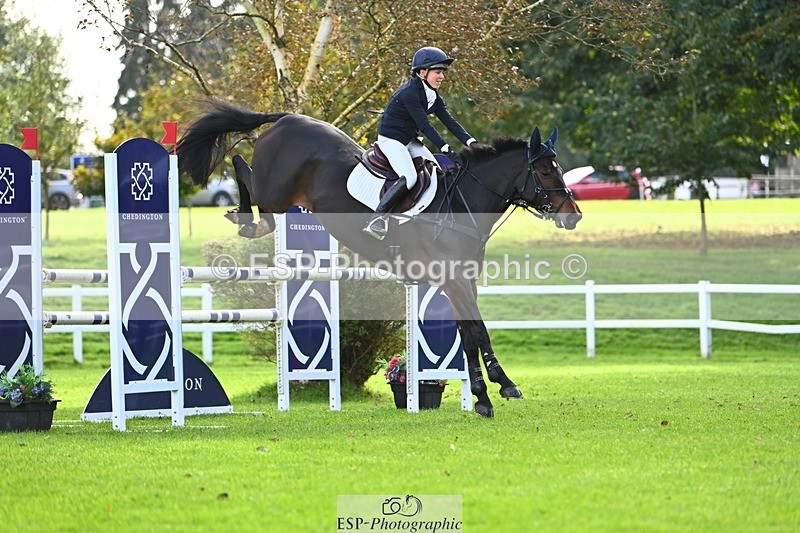 231020-112320-06456 - 108-BELGRAVE.IRENA-Lizzie.Scholefield-SJ