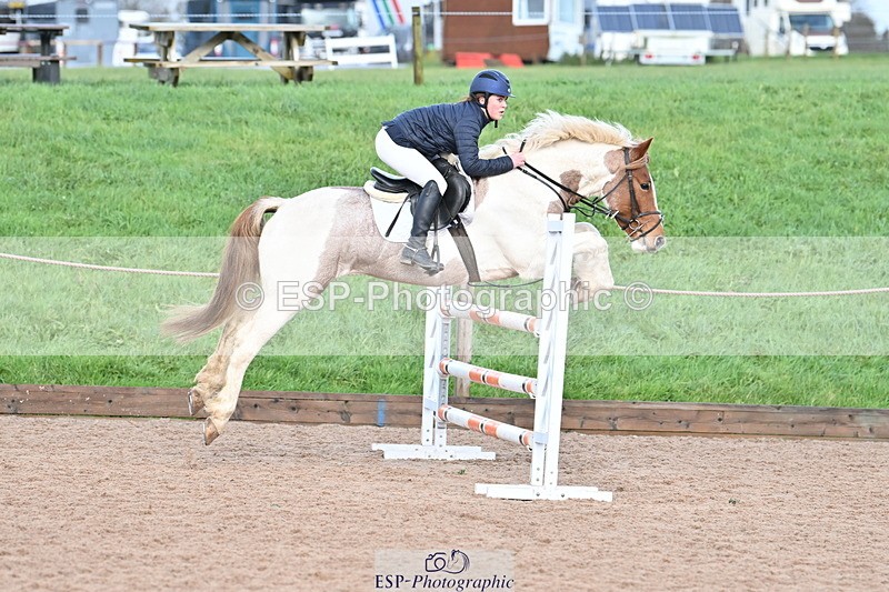 231203A-123529-01175 - Cls 20+21 Club and Schools 1m