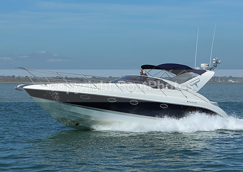 130506 BARTMAN FAIRLINE TARGA 40 WT7A1177 - Motorboats - Open
