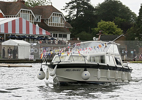 120701 MISS AMERICA WT7A3685 - HENLEY ROYAL REGATTA - Sunday 1st July 2012