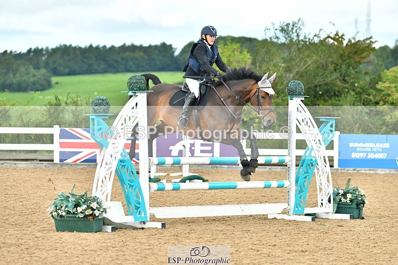 230813A-111835-11709 - Cls 40 A&B Senior Discovery & 1m Open