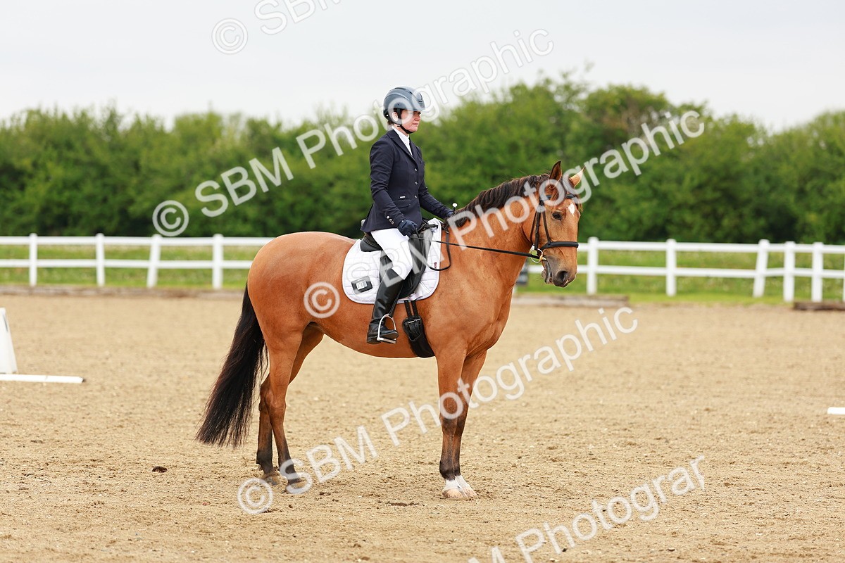 SBM_005294 - Class 16 - Novice 6