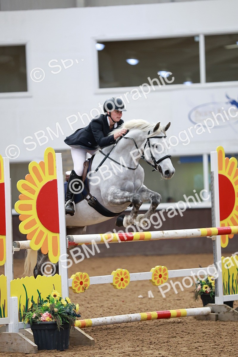 SBM_003964 - Class 11 - Senior Newcomers - 1.10m