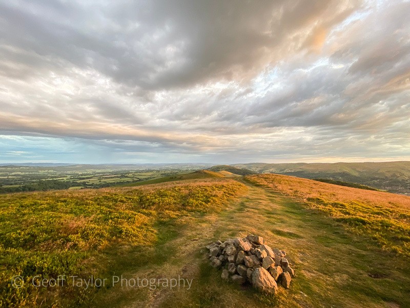 4494 Hope Bowdler Hill, towards Gaer Stone - Self-Isolation