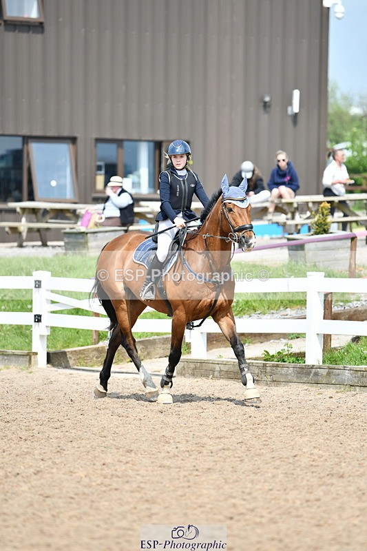 240512A-143402-19182 - Cls 42 85cm National Am Quali