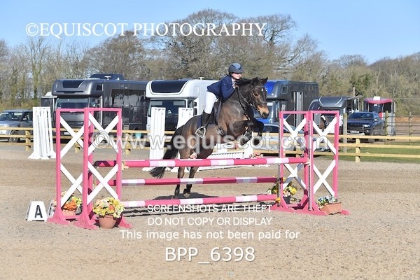 BPP_6398 - CLASS 10 SUN Newcomers/ 1m Open