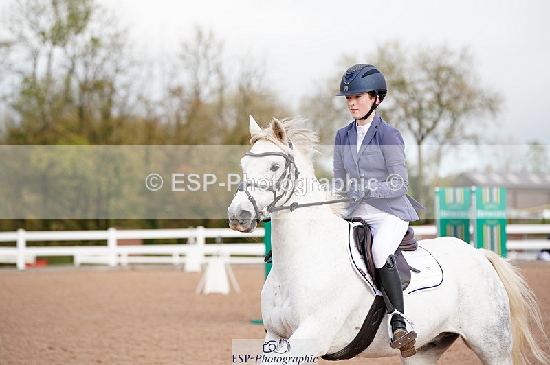241027A-101448-02044 - SUN Cls 4 Pony British Novice and 80cm