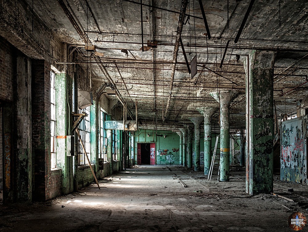 Fisher Body Plant 21 (Detroit, MI) | Fluted Columns - Fisher Body Plant 21
