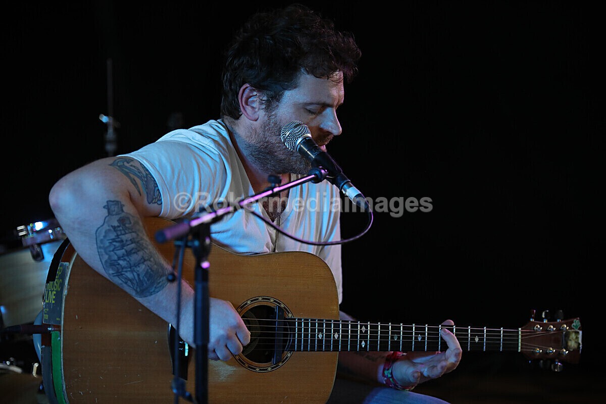 FOLK N BLUES-232 - FOLK and BLUES SEPT 2022