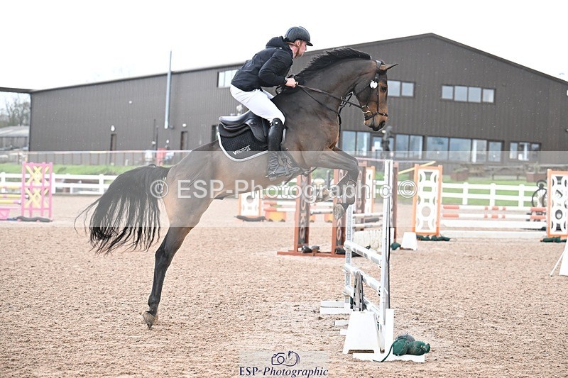 251105-102608-00166 - Cls 01 BN & 90 Open