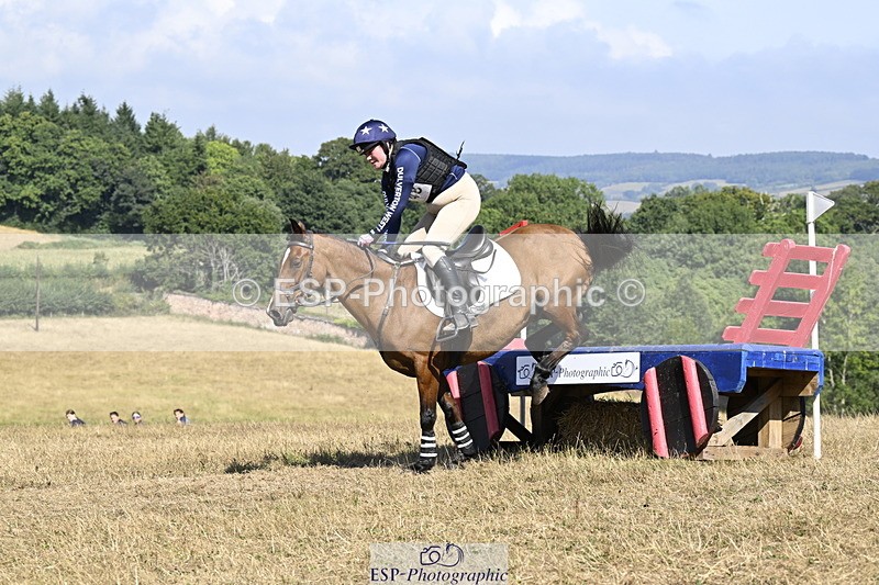 250824A-150003-38886 - 2148-Eva.Kevern-Monivea.Western.Diamond
