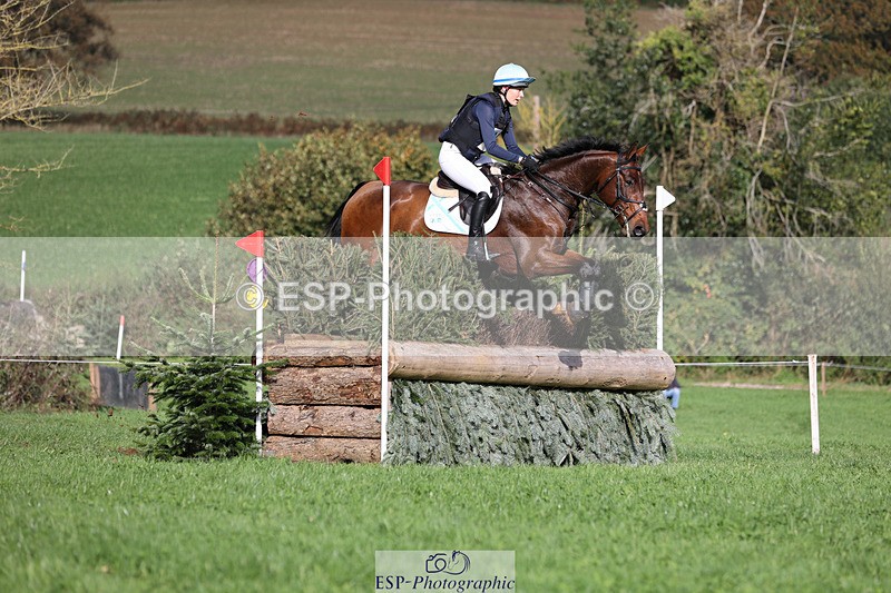 241025-123744-08109 - 105-Bella.Innes.Ker-MBF.KELVIN.DELLA.CACCIA