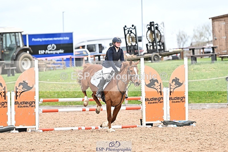 250414-113735-00603 - 90cm Round 1