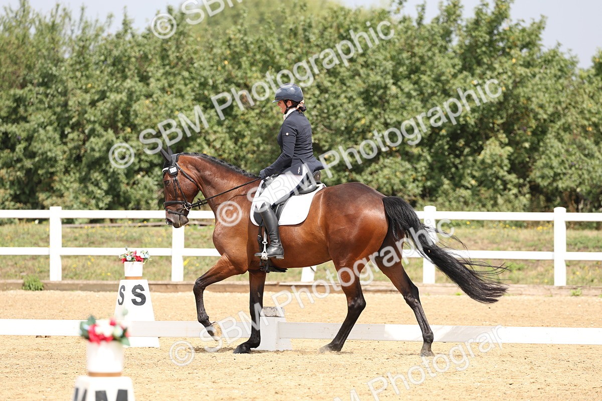 SBM_006244 - Class 6 - novice 6 - 11.50-12.46