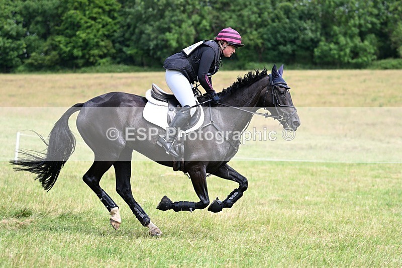 240630X-152418-10310 - 504-Lizzie_Luxton-ON_TOP_II