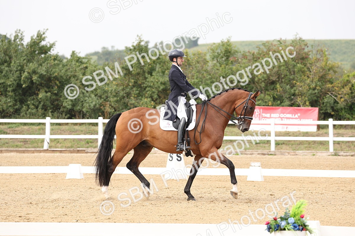 SBM_008250 - Class 10 - FEI INT I - 16.10-16.50