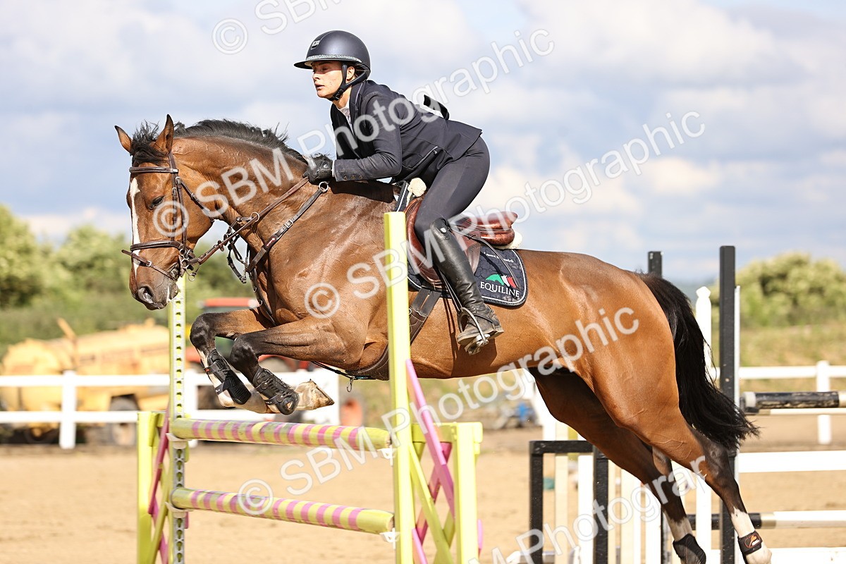 SBM_003841 - Class 13 - Senior Foxhunter - 1.20m