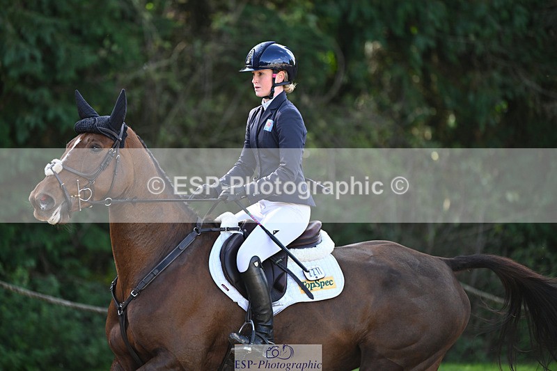 241025-124153-07699 - 221-Ivy.Fisher-BALIEF.DE.REVE