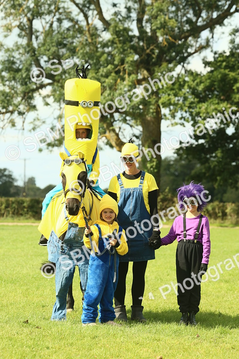 SBM_63547 - S35 - Fancy Dress Showing