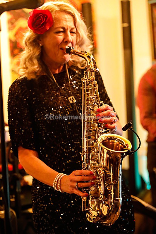 KC_053 - Kim Cypher Band