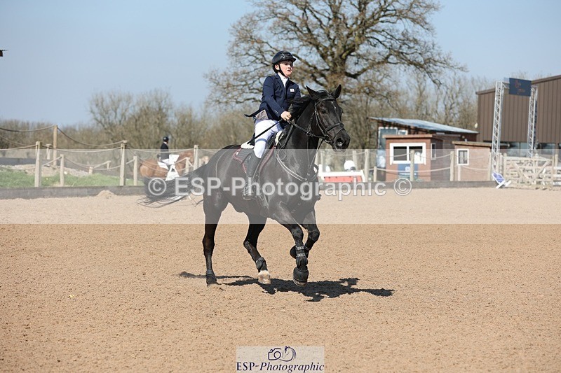 250402-130700-00713 - Cls 6 Foxhunter and 1.20m Open
