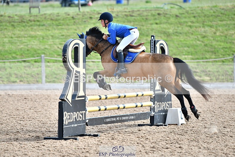 230624A-090535-00034 - Cls 36 Stepping Stones 128 & 138cm