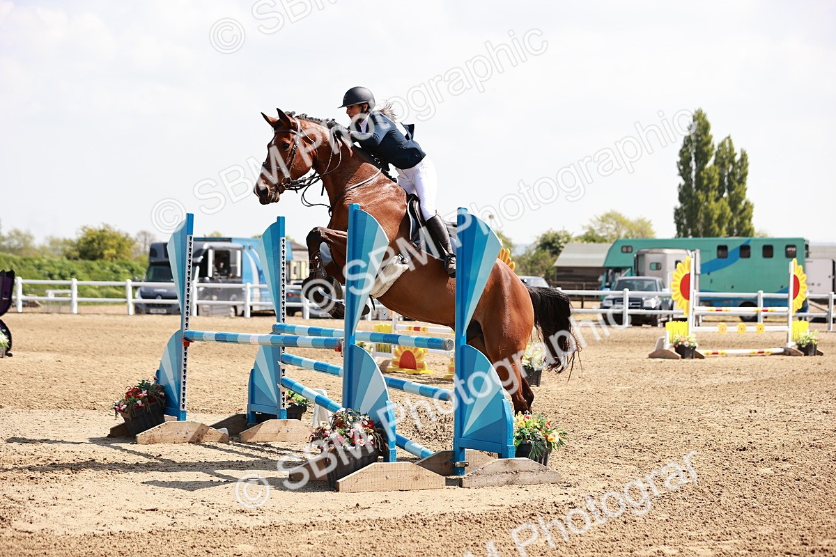  - Class 23 - Senior 1.05m