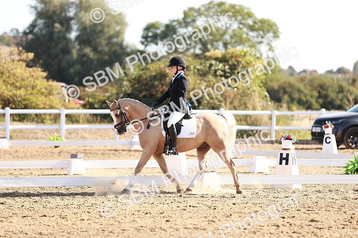 SBM_004341 - Class 12 - Novice 5 - 9.07-10.10