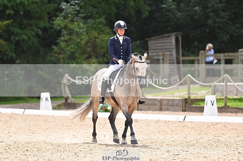 240809-135708-01723 - 145-Elizabeth.Allen-Tully.Mist