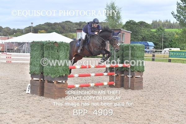 BPP_4909 - CLASS 4 Senior BritiNovice/ 90cm Open