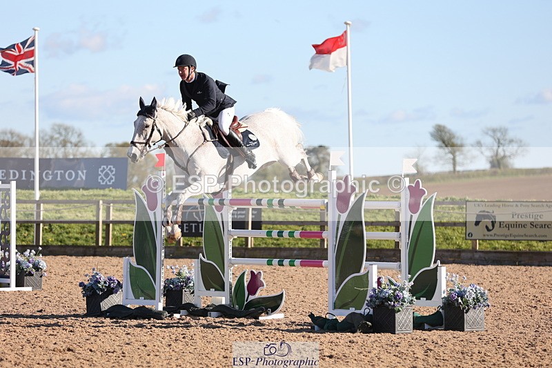 240419A-173726-09893 - Cls 10, 2 Star Big Tour 145cm  Break to End