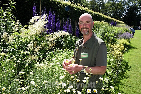 David Jordan ... Anglesey Abbey Head Gardener - Portraits
