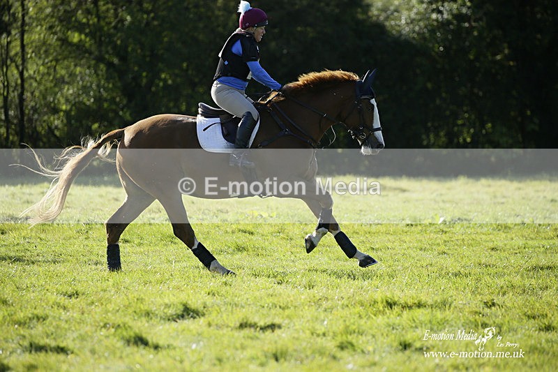  WWHT 031021 732 - WWEC Novice Restricted (0.80m) 18/10/20