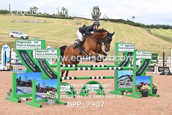 BPP_7907 - CLASS 16 FRI GFS Saddles Senior Newcomers/1.10m Open