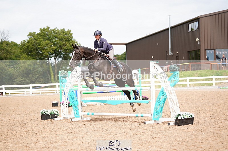 240804A-132720-10971 - Cls 52 1.10m Amateur Qualifier