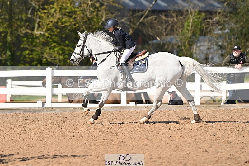 240419A-160803-08797 - Cls 14, 1 Star Bronze Tour 1.10m