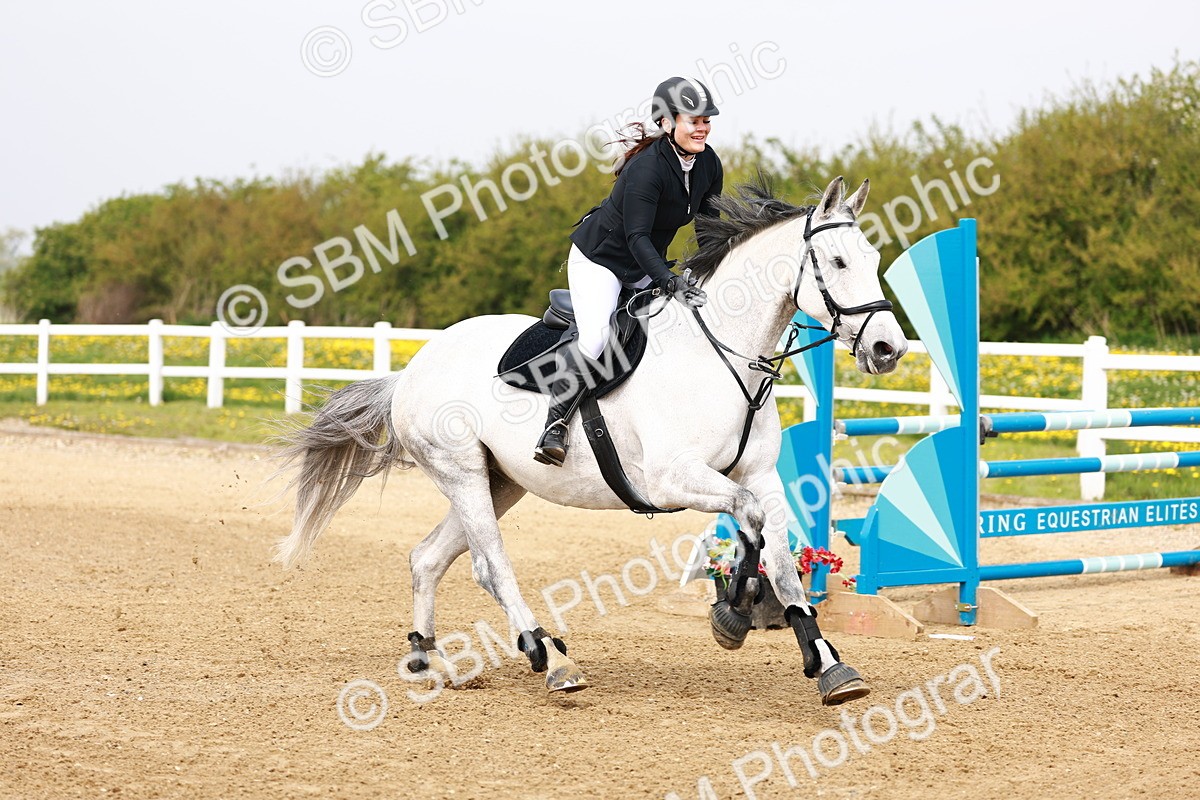  - Class 17 - Senior 1.05m