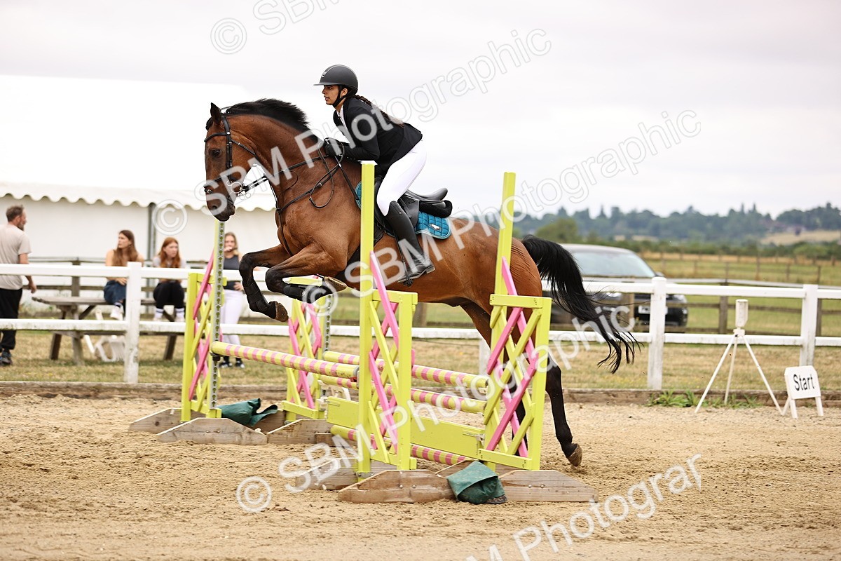 SBM_024475 - Class 8 - Clear Round