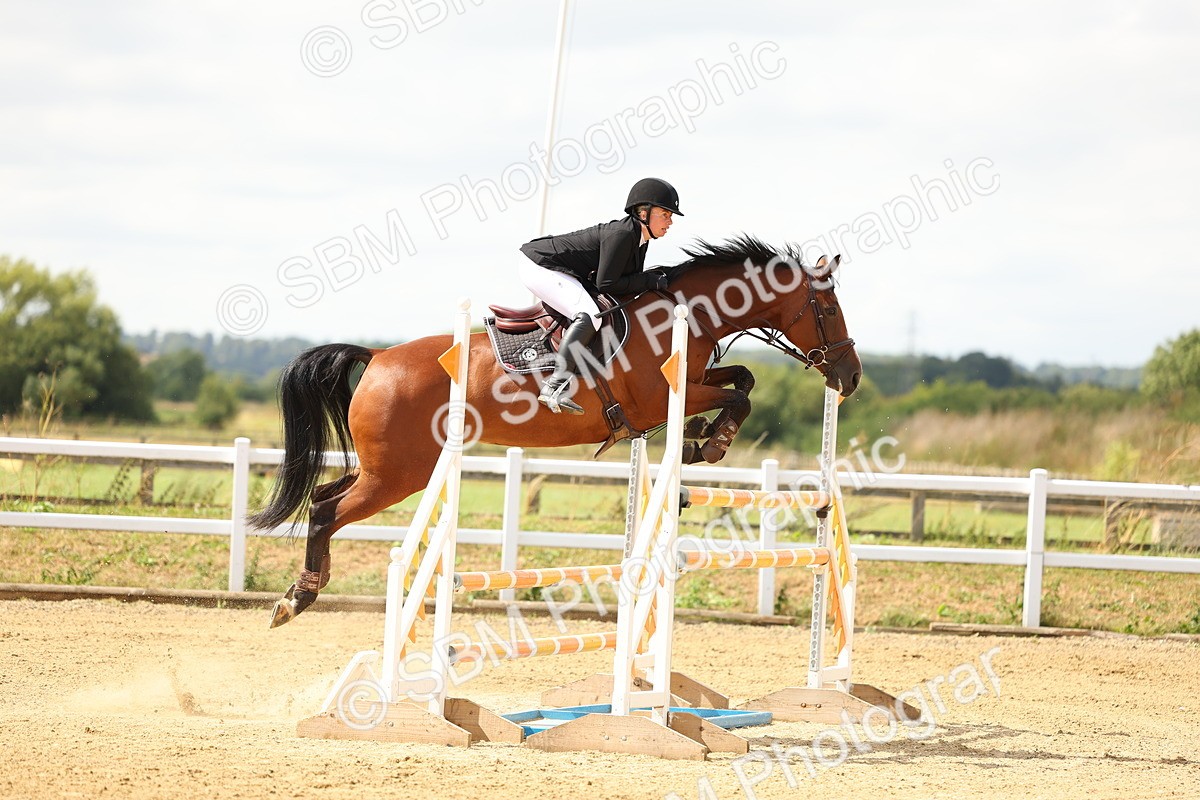 SBM_010360 - Class 4 - Senior Foxhunter - 1.20m Open