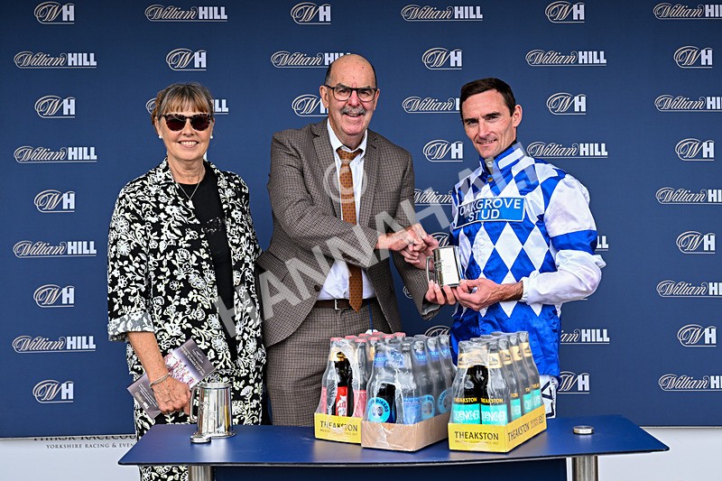 010826-Race 3-Brighton Beach-2679 - Race 3 14.43pm Theakston Great Yorkshire Pint EBF Novice Stakes