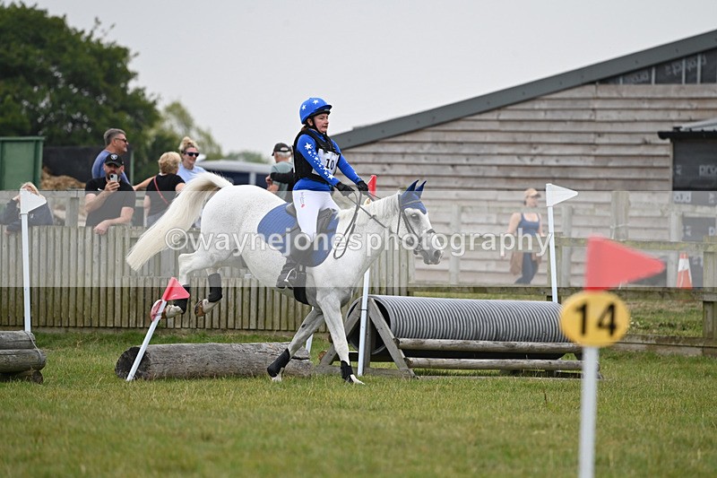 WJ6_0323 - 40cm XC Time 10:57 to 11:30