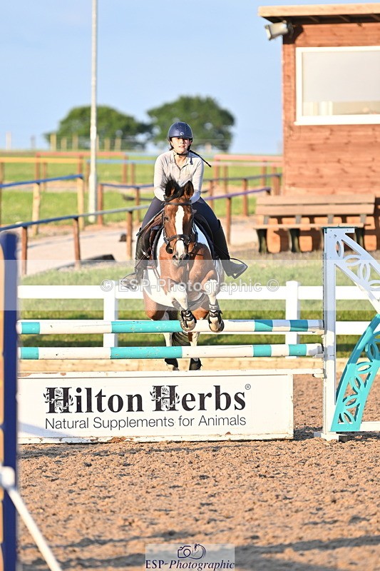 240625A-201651-01488 - Cls 09 & 10 100cm