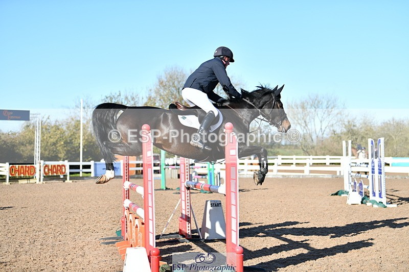 231110A-124505-00438 - Cls 4 Snr 1.05m Open