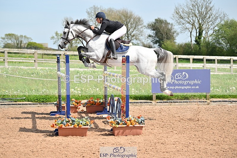 240510A-144746-08135 - Cls 23 Talent Seeker Inc 7yr old 14.10 to Finish